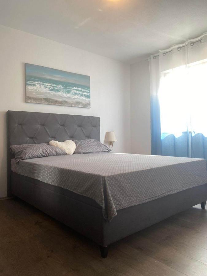 Apartmani Lucija 마슬레니차 외부 사진